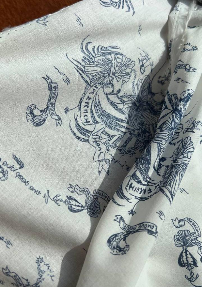 картинка Батист в морской тематике от Dolce&Gabbana от магазина