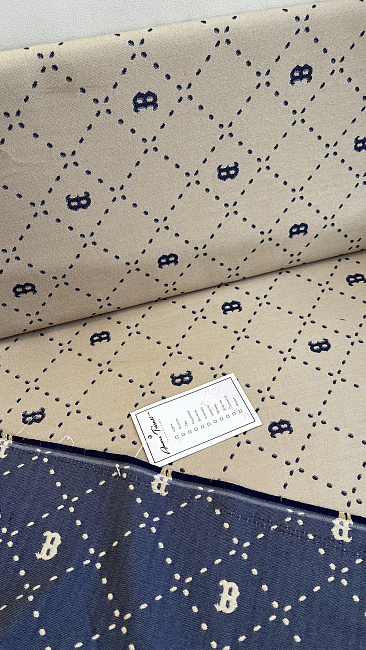картинка Костюмная двусторонняя вискоза с монограммой Burberry магазин являющийся официальным дистрибьютором в России 